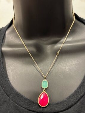 GoldNecklace has marked HL-14Kg with Pink Teardrop and Mint Rectangular Stone